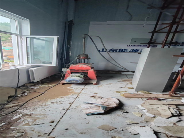 定城镇地基基础下沉墙体裂缝加固注浆顶升施工